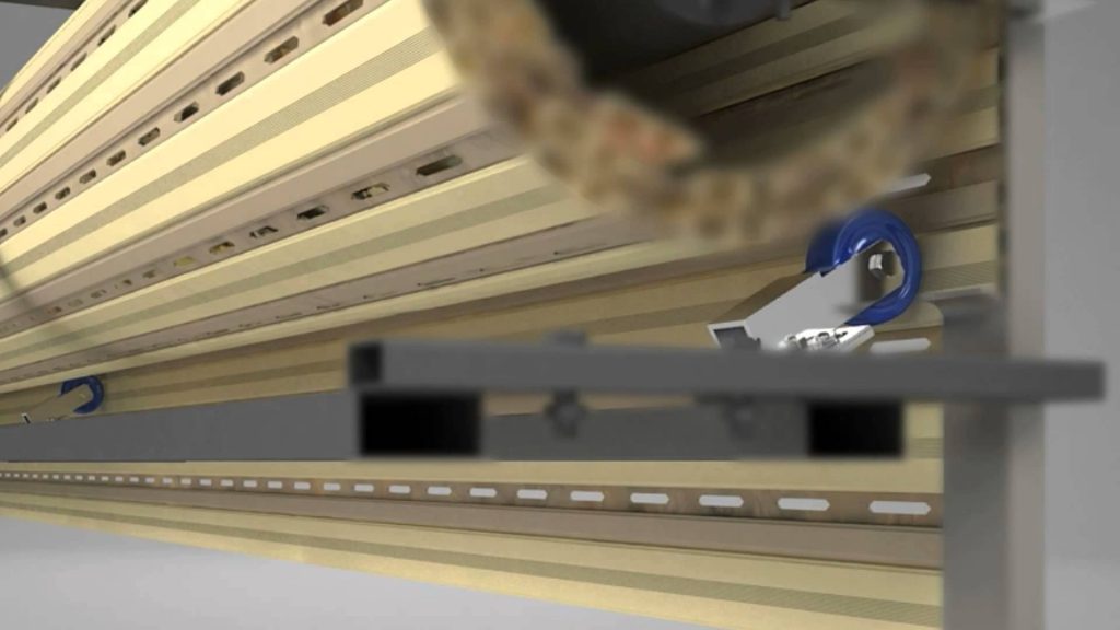 Hướng dẫn lắp đặt cửa cuốn khe thoáng Austdoor tại nhà lắp đặt cửa cuốn Austdoor khe thoáng